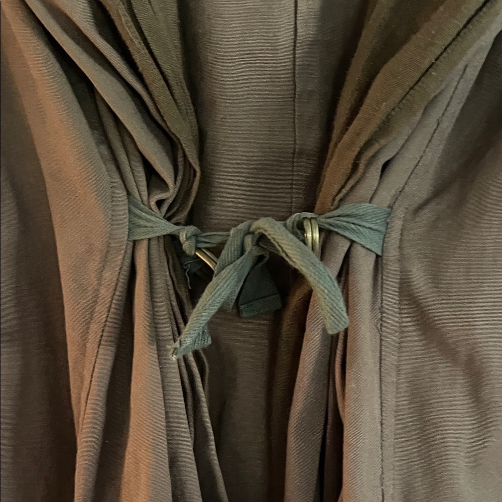 Elegant Brown Draped Short Trench Coat - Picture 8 of 10